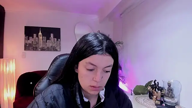 Snapshot of Meghan320 chatting on February 17, 2026, 11:40 am Meghan320 online show from February 17, 2026, 11:40 am