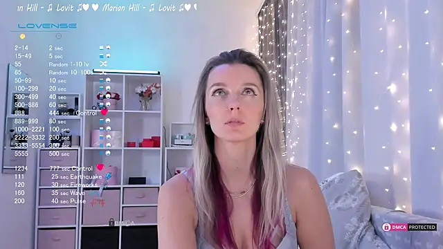 Karamelsw  online show from February 12, 2025, 12:16 am