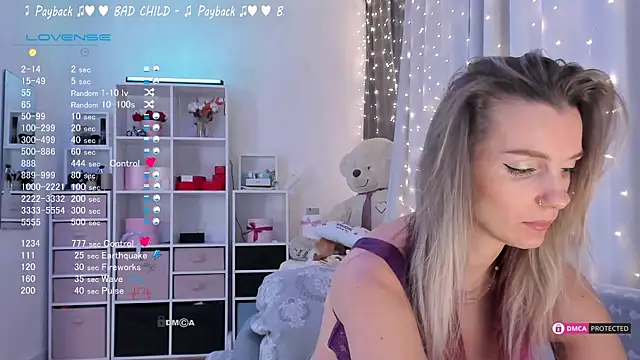 Karamelsw  online show from February 21, 2025, 12:05 am