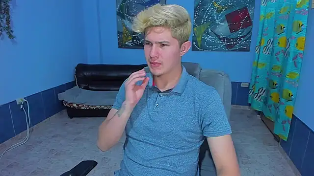 Snapshot of patrik_027 chatting on October 14, 2025, 6:30 pm patrik 027 online show from October 14, 2025, 6:30 pm