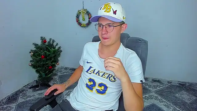 Snapshot of patrik_027 chatting on January 5, 2025, 10:29 pm patrik 027 online show from January 5, 2025, 10:29 pm