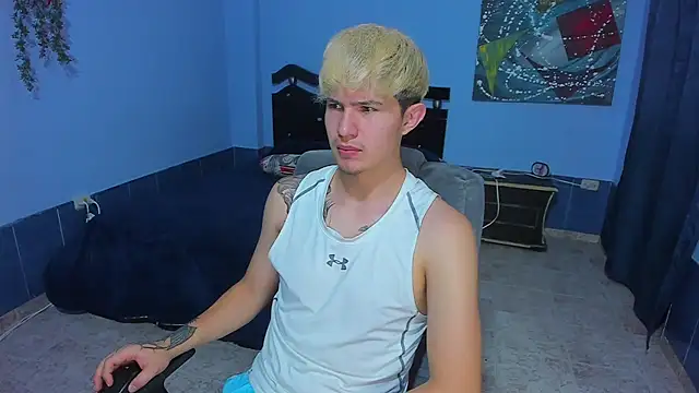 patrik 027 online show from April 17, 2026, 5:49 pm