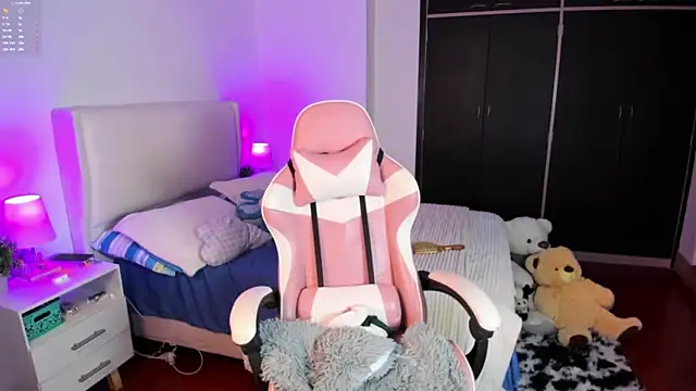 Ainhoads online show from March 31, 2026, 8:27 am