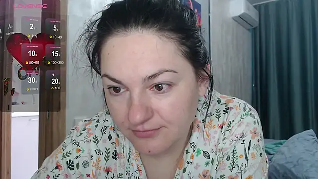 Snapshot of Stacy_Davice chatting on October 1, 2025, 1:37 pm Stacy Davice online show from October 1, 2025, 1:37 pm