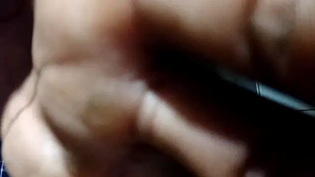 Snapshot of clintsix chatting on February 3, 2026, 10:48 pm clintsix online show from February 3, 2026, 10:48 pm