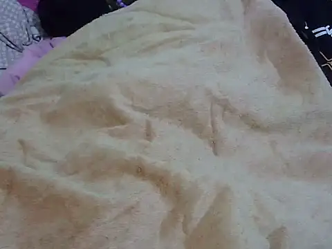 Snapshot of bellarincandy chatting on September 10, 2025, 1:48 am bellarincandy online show from September 10, 2025, 1:48 am