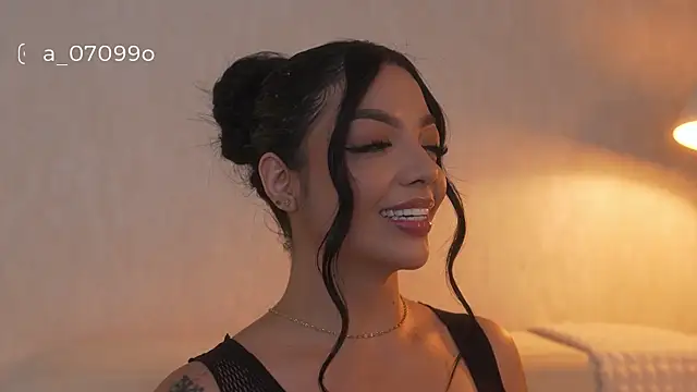 sarah hiill online show from February 21, 2026, 11:51 pm