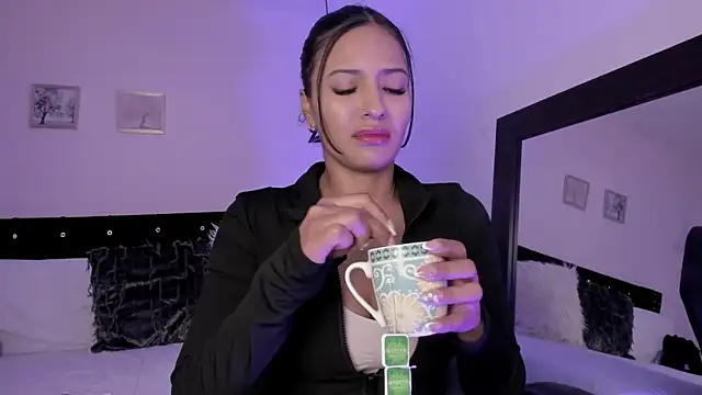 CeliWoods online show from September 30, 2025, 11:27 am