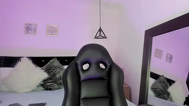 CeliWoods online show from September 25, 2025, 11:27 am