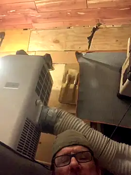 Snapshot of Likewise chatting on September 24, 2025, 5:03 am Likewise online show from September 24, 2025, 5:03 am