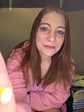 XLisaxx online show from March 28, 2026, 5:19 am