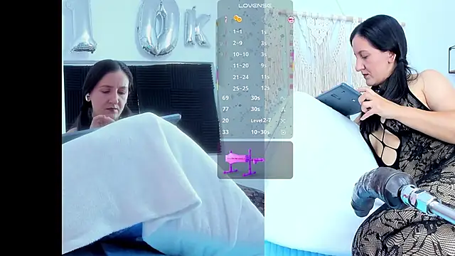 Snapshot of evaa_rose chatting on February 19, 2026, 3:42 pm evaa rose online show from February 19, 2026, 3:42 pm