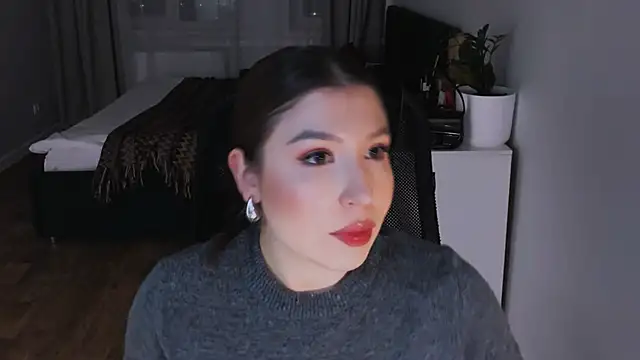 Eva Chris online show from October 24, 2025, 4:50 pm