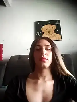 Snapshot of CharlotteBigCock chatting on October 23, 2025, 4:49 pm CharlotteBigCock online show from October 23, 2025, 4:49 pm