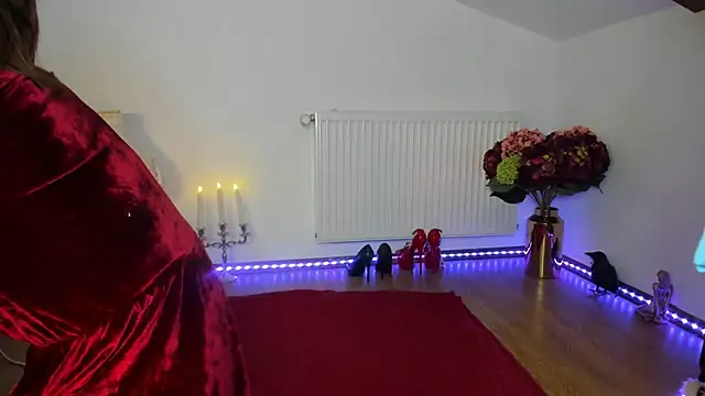 ViciousSiren online show from November 5, 2025, 5:05 pm