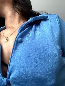 Snapshot of Reggie-Liam chatting on October 10, 2025, 5:36 pm Reggie-Liam online show from October 10, 2025, 5:36 pm