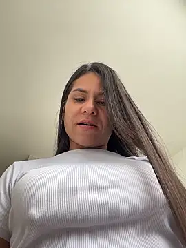 Reggie-Liam online show from April 15, 2026, 7:58 pm