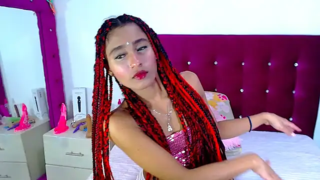 Snapshot of Jenng18 chatting on September 24, 2025, 10:22 am Jenng18 online show from September 24, 2025, 10:22 am