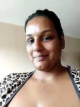 NWC4LYF online show from November 5, 2025, 5:54 am