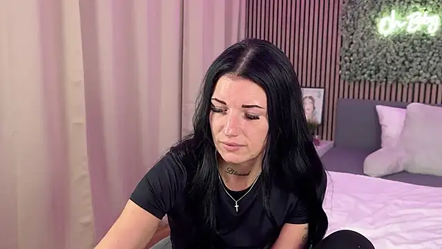 LizaRoxx online show from February 2, 2026, 9:36 pm