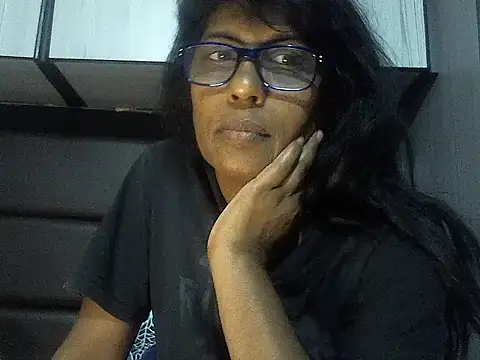 MsAttitude online show from October 25, 2025, 3:56 pm