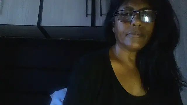 MsAttitude online show from February 5, 2025, 7:39 am
