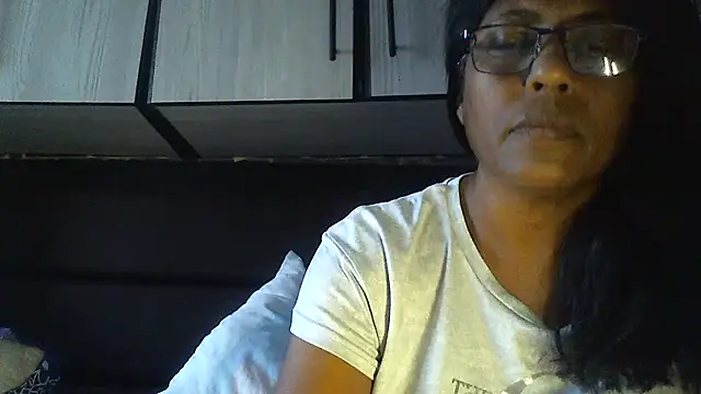 MsAttitude online show from February 9, 2025, 12:19 pm