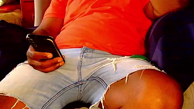 CharlesBlk79  online show from November 29, 2025, 2:50 pm