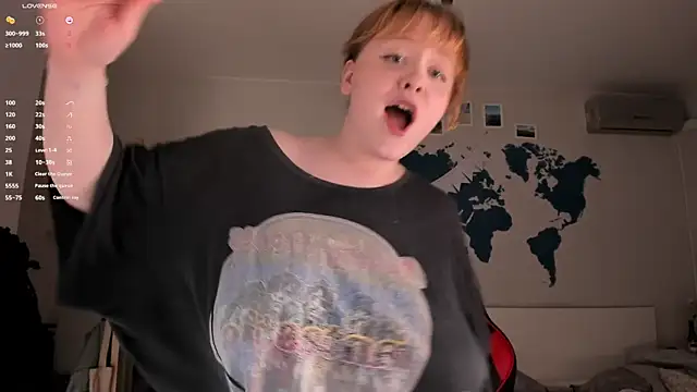 LisaLaas online show from December 3, 2024, 10:23 pm