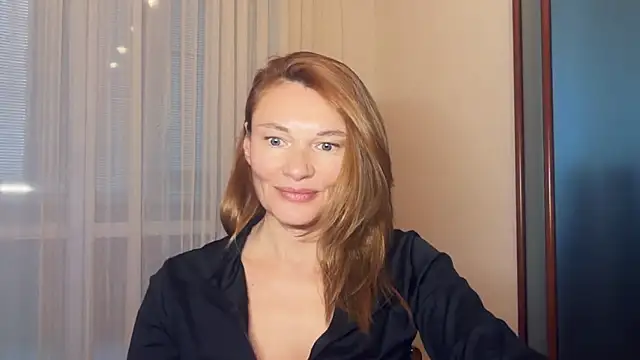 MistyBarnes online show from April 18, 2026, 3:36 pm