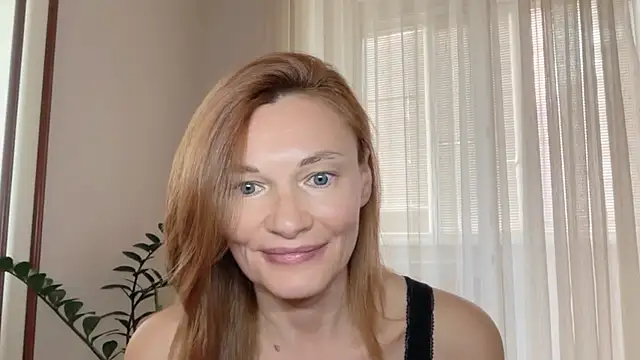 MistyBarnes online show from April 5, 2026, 11:28 am