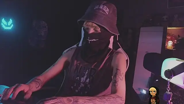 AcidMilo online show from April 13, 2026, 8:29 am