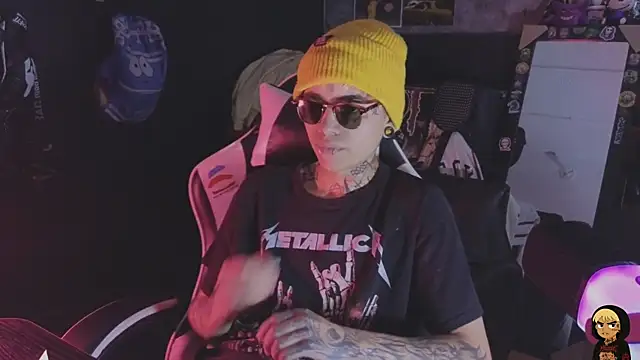 AcidMilo online show from June 6, 2026, 5:18 pm
