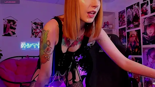 Snapshot of PrettyReckess chatting on January 3, 2025, 8:00 am PrettyReckess online show from January 3, 2025, 8:00 am