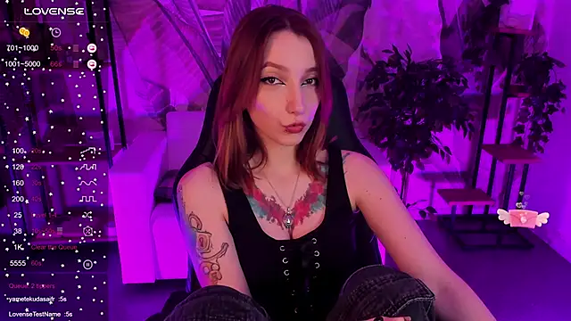Snapshot of PrettyReckess chatting on January 27, 2025, 10:38 am PrettyReckess online show from January 27, 2025, 10:38 am