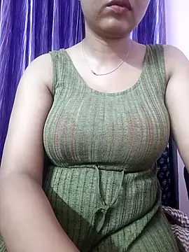 Snapshot of Nia__09 chatting on September 14, 2025, 7:25 pm Nia 09 online show from September 14, 2025, 7:25 pm