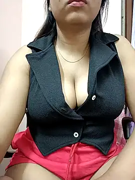 Snapshot of Nia__09 chatting on January 13, 2025, 3:15 pm Nia 09 online show from January 13, 2025, 3:15 pm