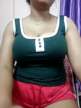 Snapshot of Nia__09 chatting on February 11, 2025, 6:11 pm Nia 09 online show from February 11, 2025, 6:11 pm