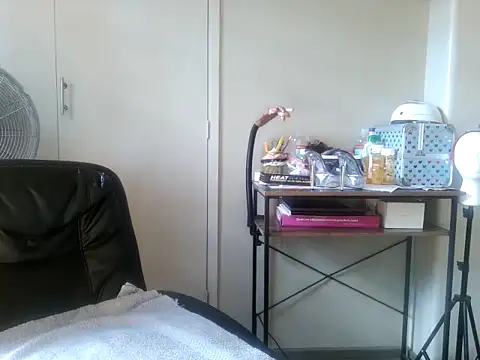 Charlie-Crawford online show from March 29, 2026, 1:35 pm