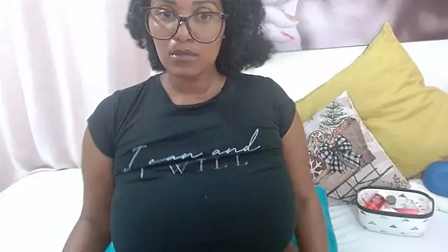 Snapshot of Charlie-Crawford chatting on February 25, 2026, 6:19 pm Charlie-Crawford online show from February 25, 2026, 6:19 pm