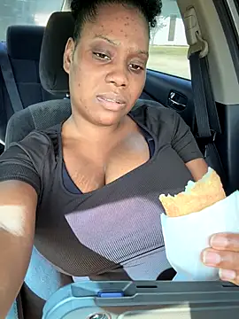 1Topgyal online show from September 30, 2025, 2:56 pm