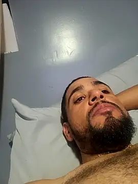 ositomanzo online show from October 19, 2025, 4:04 am