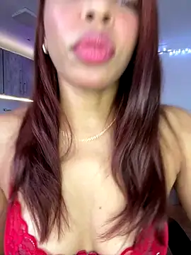 Snapshot of Ary_mar chatting on October 3, 2025, 11:34 am Ary mar online show from October 3, 2025, 11:34 am