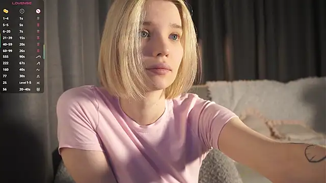 StasyGriffin online show from October 28, 2025, 11:20 am