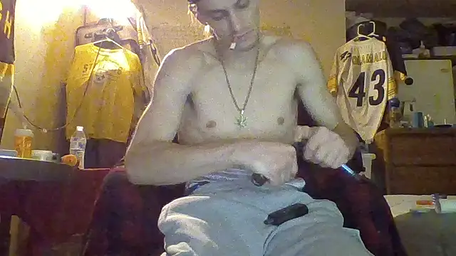 Snapshot of xxxTony999 chatting on November 3, 2025, 11:30 pm xxxTony999 online show from November 3, 2025, 11:30 pm