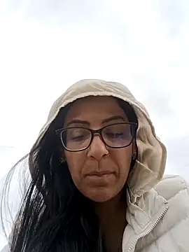 Snapshot of alma_blue chatting on January 26, 2025, 4:51 pm alma blue online show from January 26, 2025, 4:51 pm