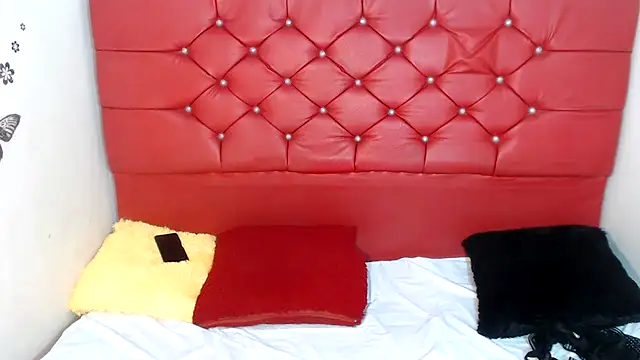 dirtydolltsx online show from February 27, 2025, 11:48 pm