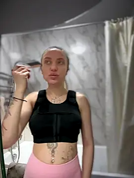 Snapshot of pinkstar_ chatting on September 29, 2025, 6:31 am pinkstar online show from September 29, 2025, 6:31 am