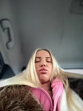 Snapshot of pinkstar_ chatting on November 8, 2025, 4:49 am pinkstar online show from November 8, 2025, 4:49 am