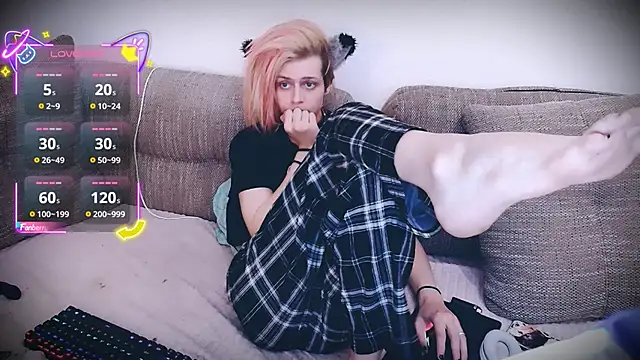 Snapshot of Littlepinkcat chatting on October 30, 2025, 11:34 pm Littlepinkcat online show from October 30, 2025, 11:34 pm